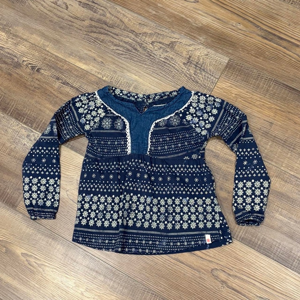 Lucky Brand denim embroidered white and blue floral and geometric patterned 4T